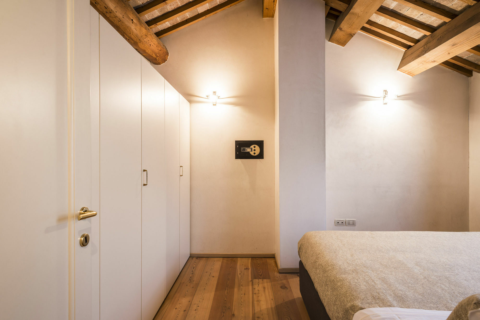 Myplace Sant'Agostino Apartment เตรวิโซ ภายนอก รูปภาพ