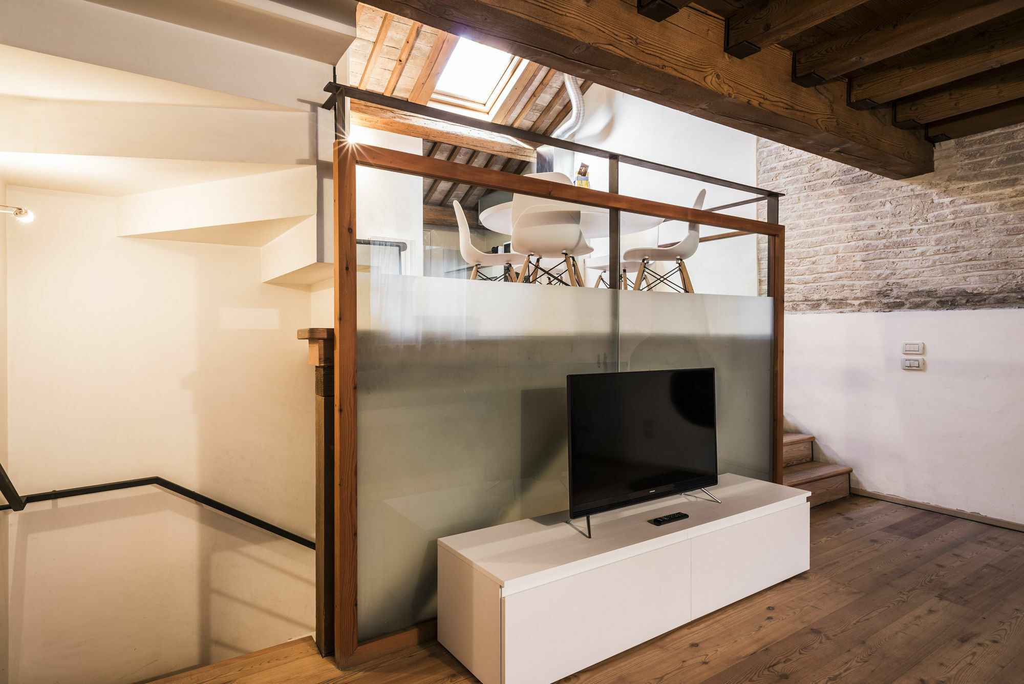 Myplace Sant'Agostino Apartment เตรวิโซ ภายนอก รูปภาพ