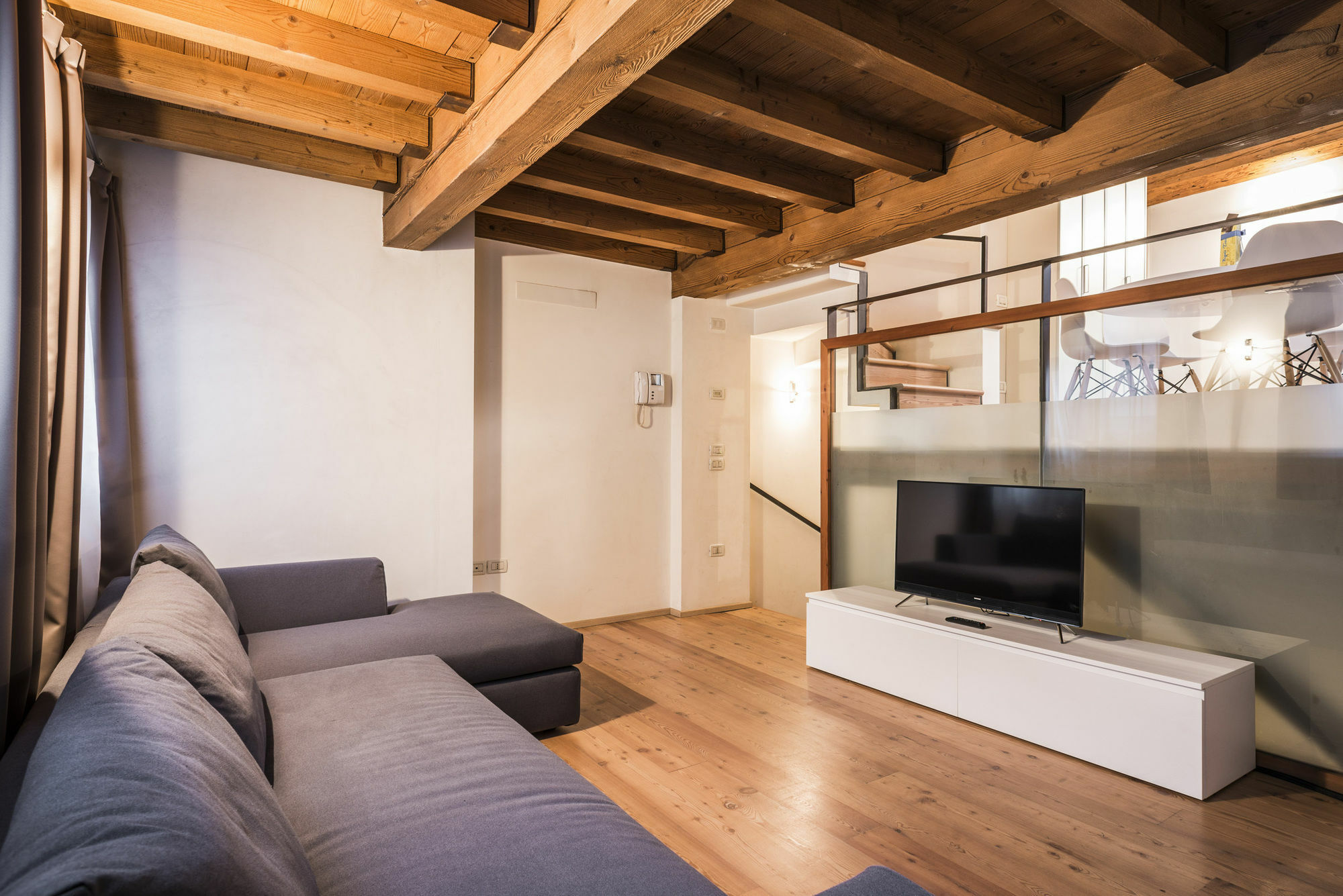 Myplace Sant'Agostino Apartment เตรวิโซ ภายนอก รูปภาพ