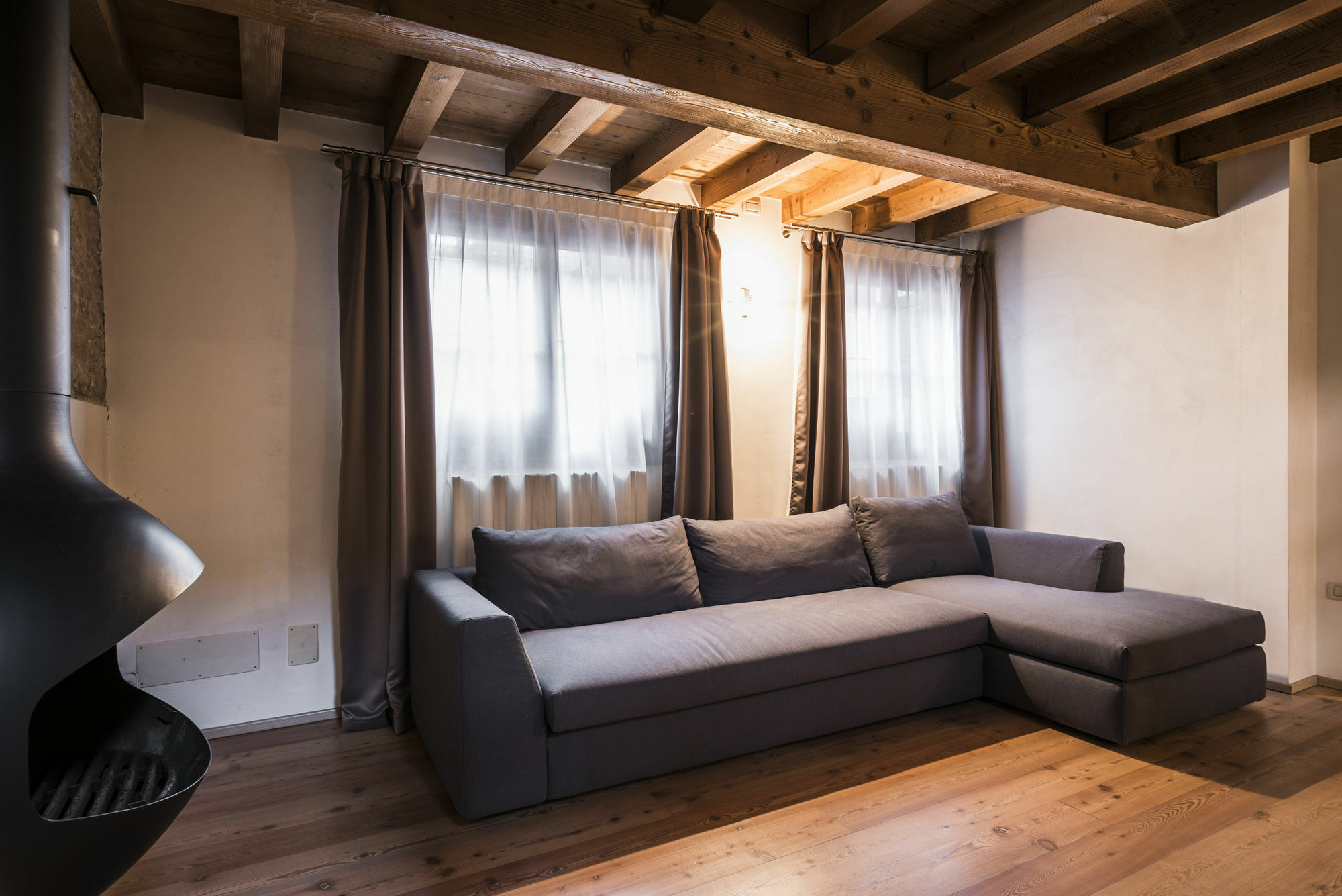 Myplace Sant'Agostino Apartment เตรวิโซ ภายนอก รูปภาพ